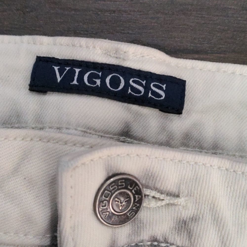 ‎Vigoss the Thompson Tomboy Distressed White Jeans - Picture 3 of 13